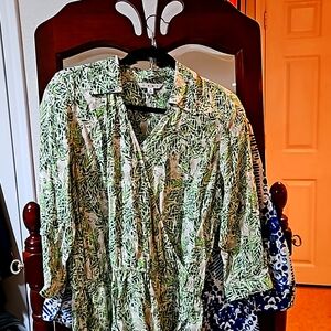 Cabi print dress s euc Cindy's light weight perfect fur change is seasons